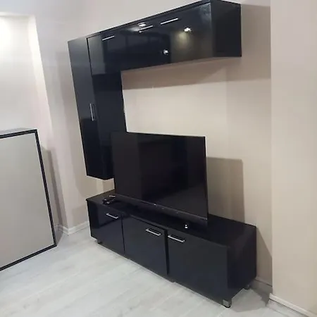 Mukemmel Konum Besiktas Carsi 5 Dk Abbasaga Park *